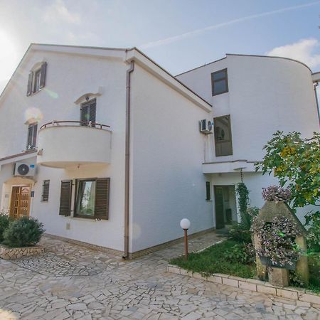 Apartments Punta & Vista In Krk Đảo Krk Ngoại thất bức ảnh