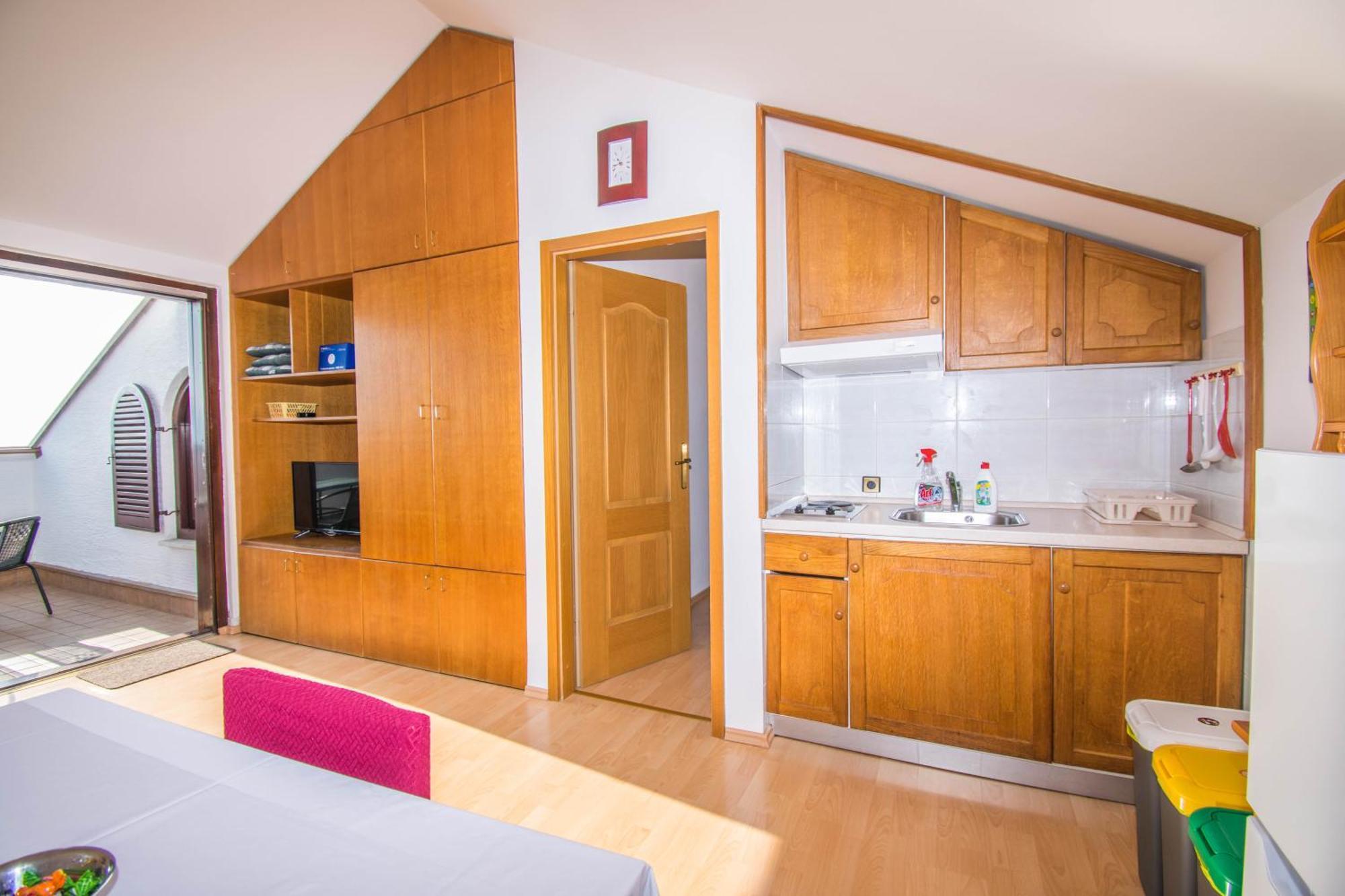 Apartments Punta & Vista In Krk Đảo Krk Ngoại thất bức ảnh